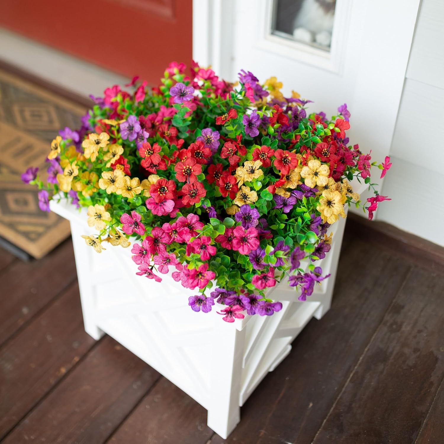 Detalle de florisso Artificial Outdoor Daisy Flowers (12 Bundles) with UV-Resistant Eucalyptus Leaves