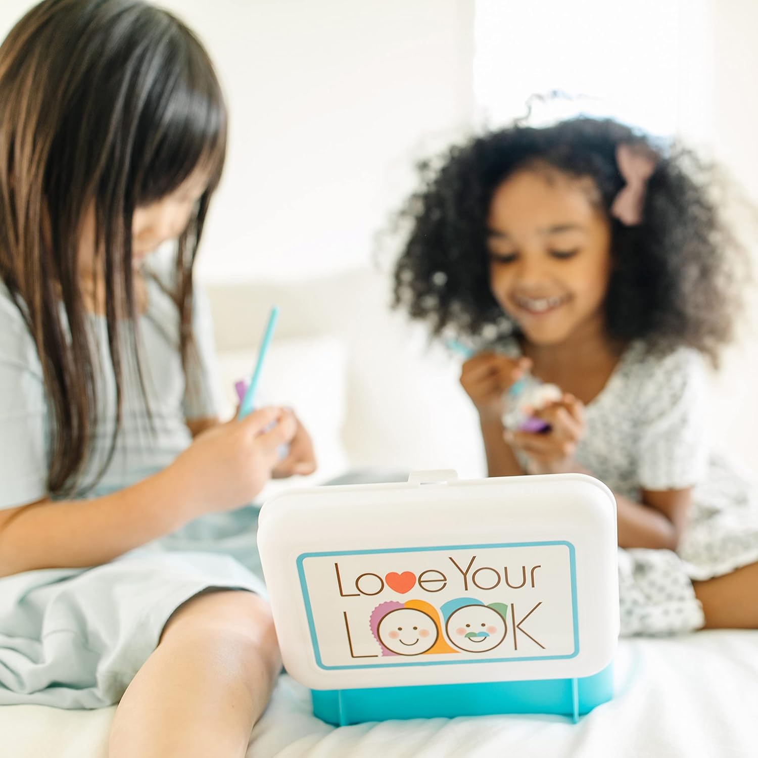 Thumbnail 1 de Melissa & Doug Pretend Makeup Kit 16 💄