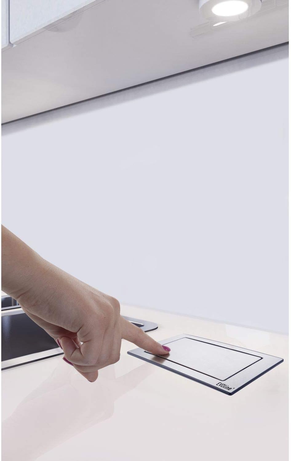 Detalle 2 de EVOline BackFlip per prese Schuko USB-C 12V