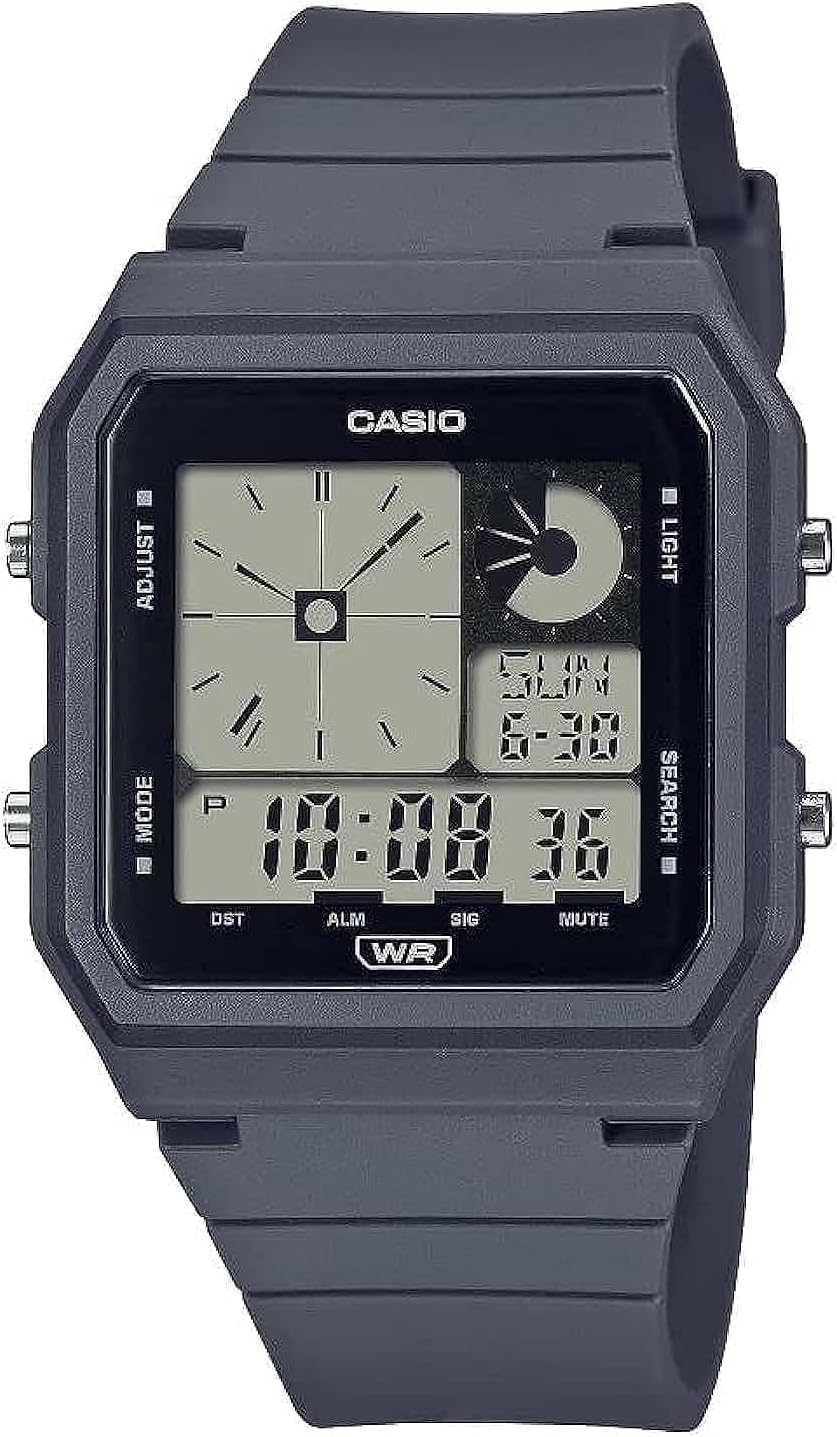 Detalle de Casio digital watch with bio-based resin band