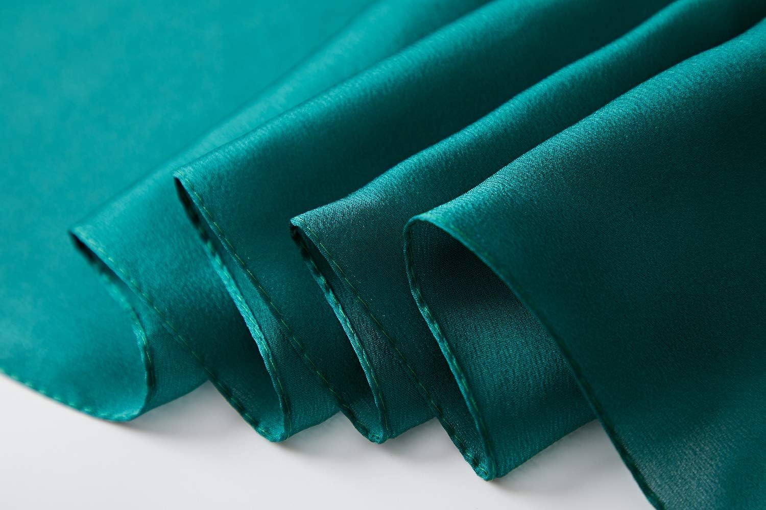 Detalle 2 de CYZLANN 100% Silk Women’s Scarves: Lightweight, Long Silk Shawl for All Occasions