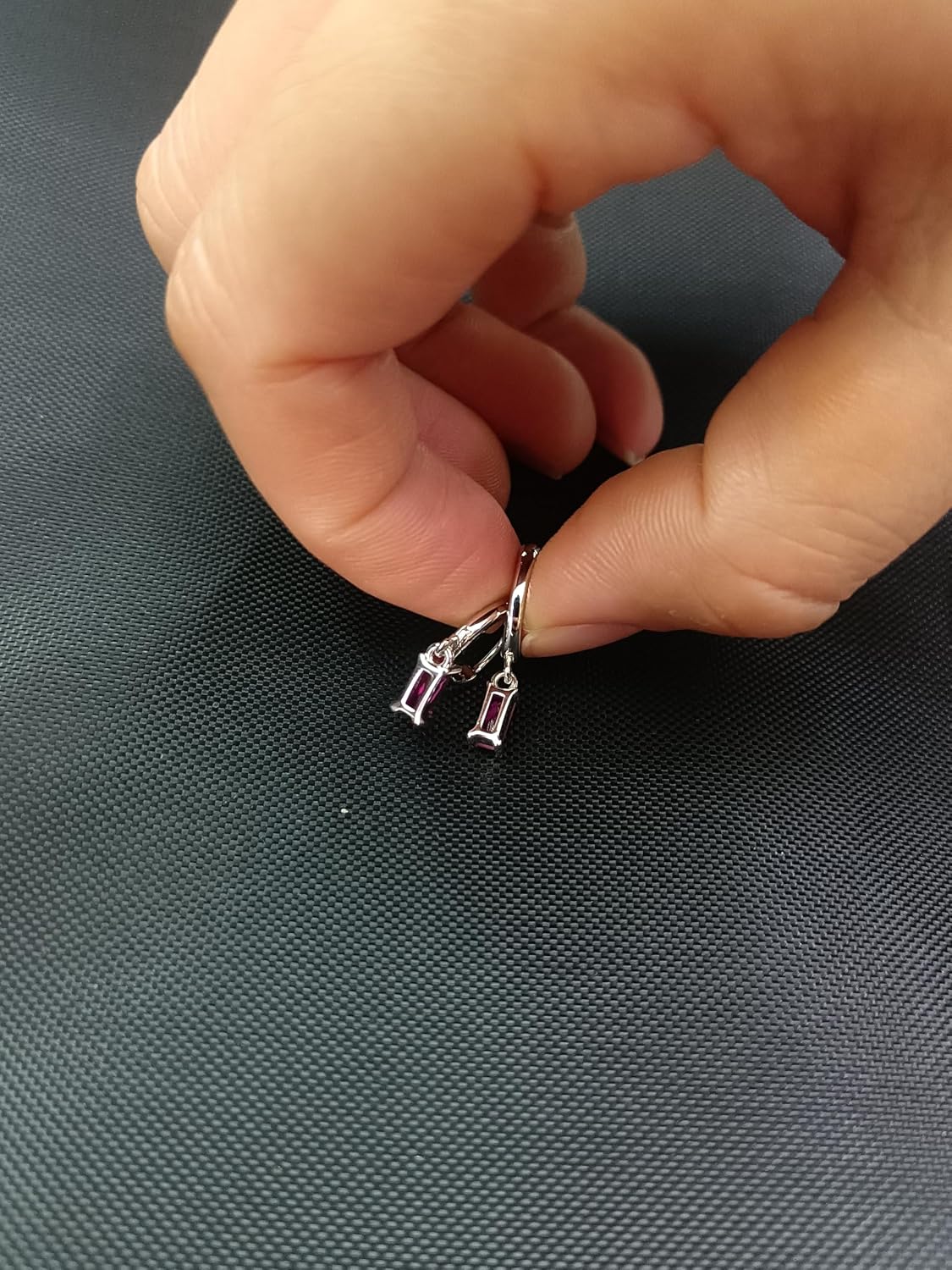 Detalle 2 de Orecchini a cerchio con pendenti 14K, 2 paia