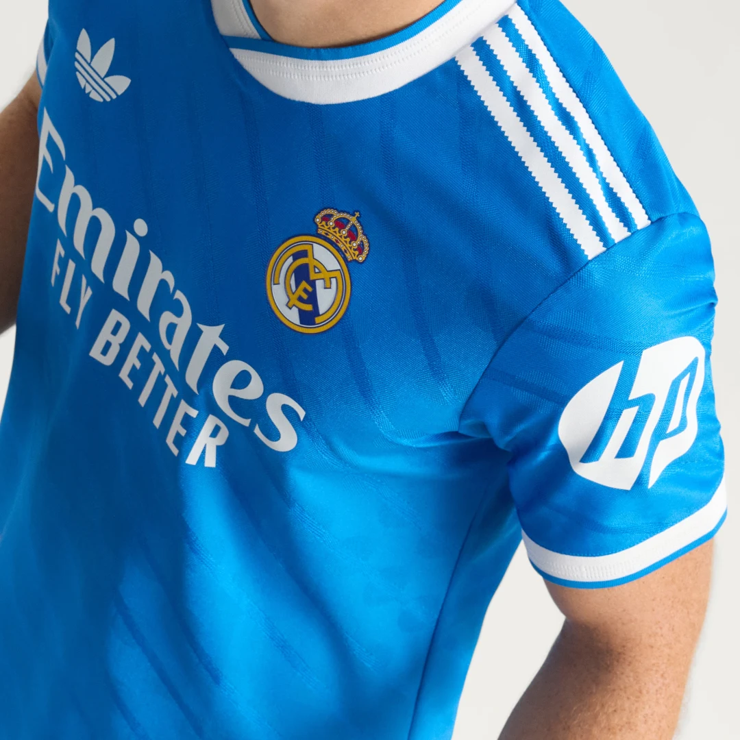 Detalle de Camiseta tercera equipación Real Madrid 25/26 Oficial — Adidas
