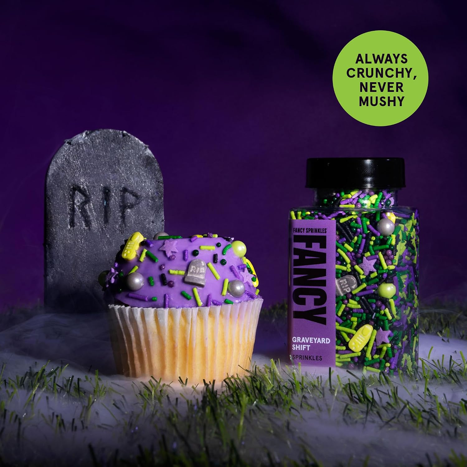 Detalle 2 de Fancy Sprinkles Graveyard Shift Halloween Sprinkles, Crunchy Green, Purple and Black Mix