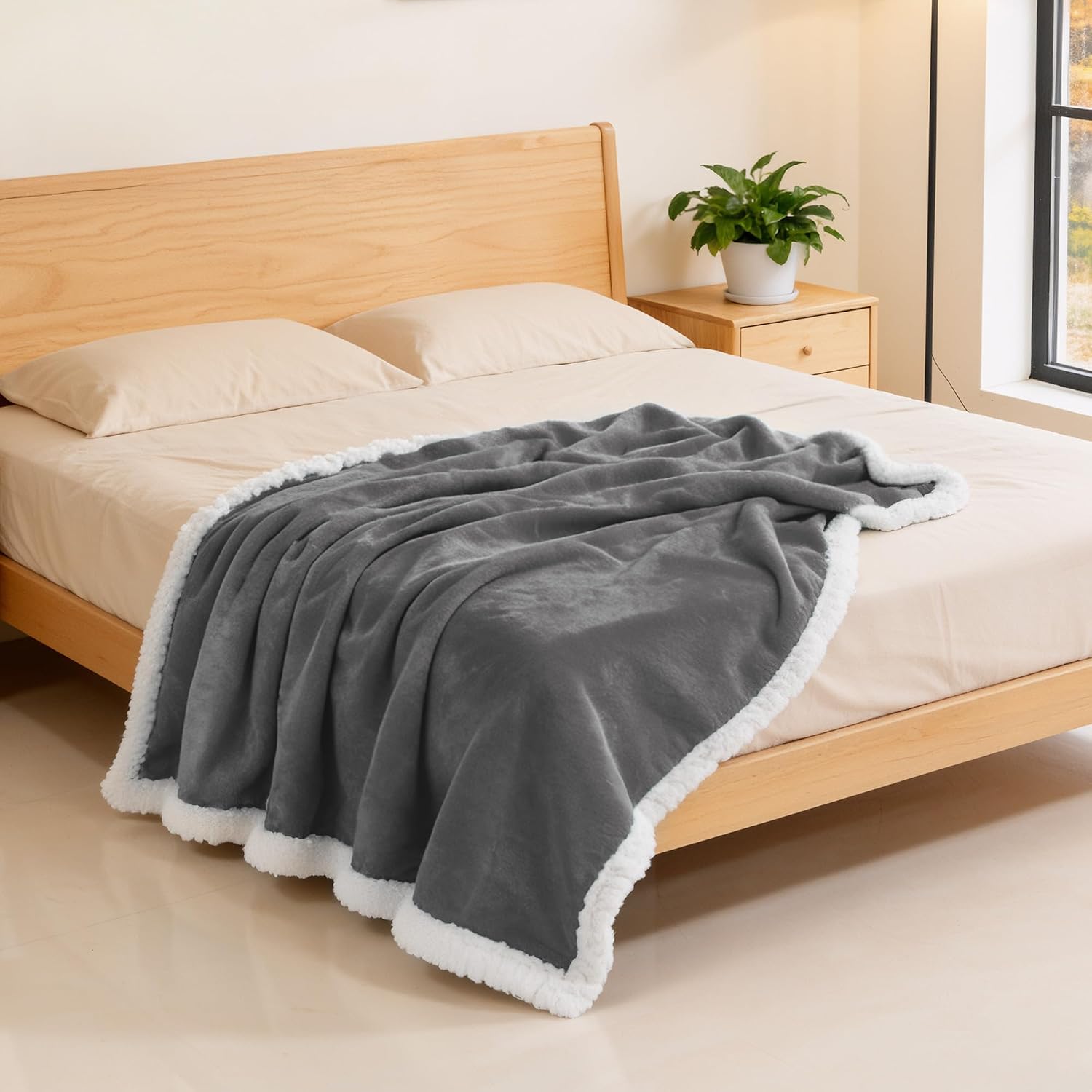 Thumbnail 6 de BEAUTEX Sherpa blanket Throw Blanket, 50" x 60", Flannel and Sherpa
