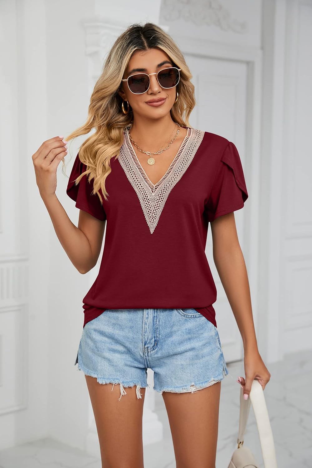 Detalle de Famulily Women's Lace Trim V Neck T-Shirts: Short Petal Sleeve Top for Summer