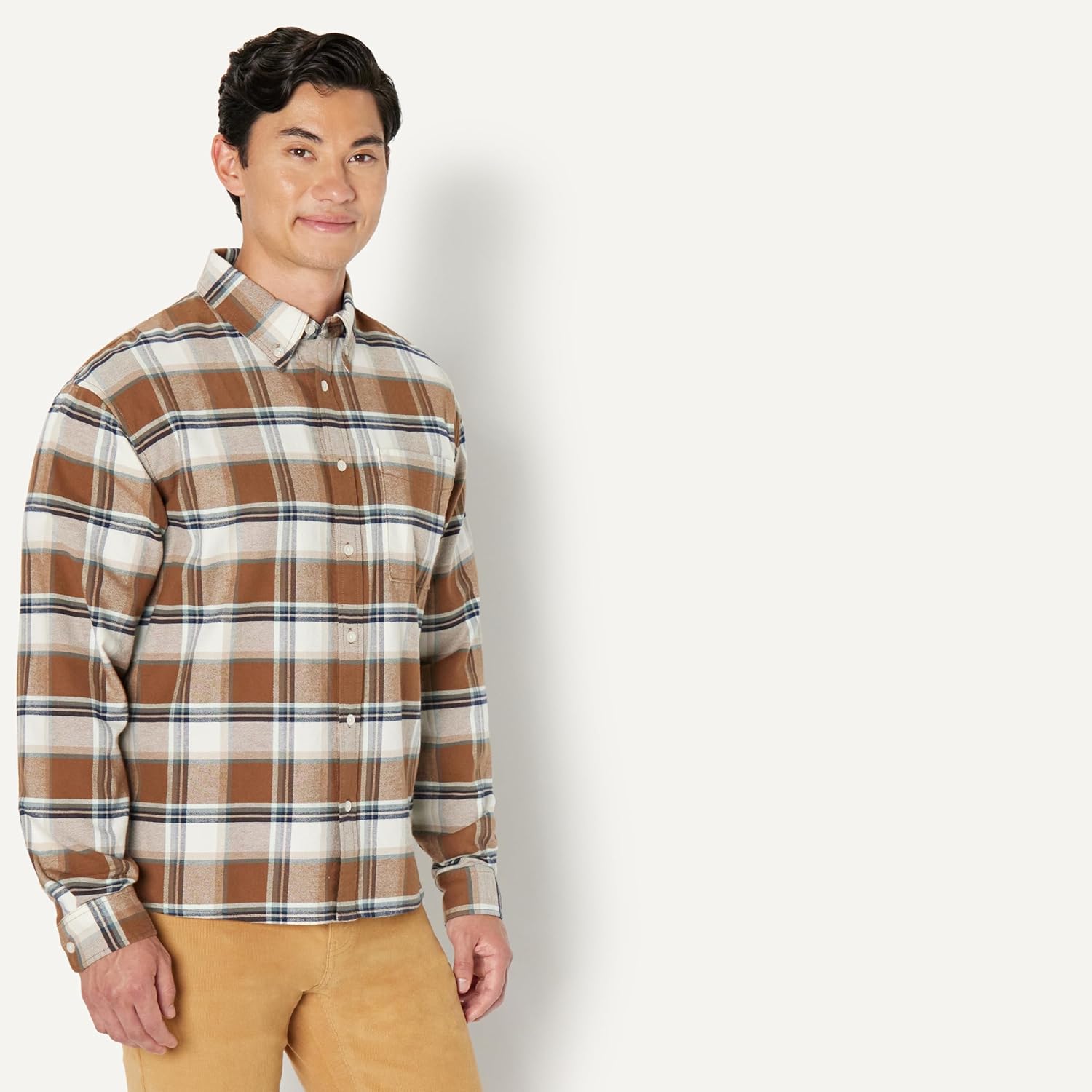 Thumbnail 1 de Amazon Essentials Men’s Modern Oversized-Fit Cotton Button-Down Shirt