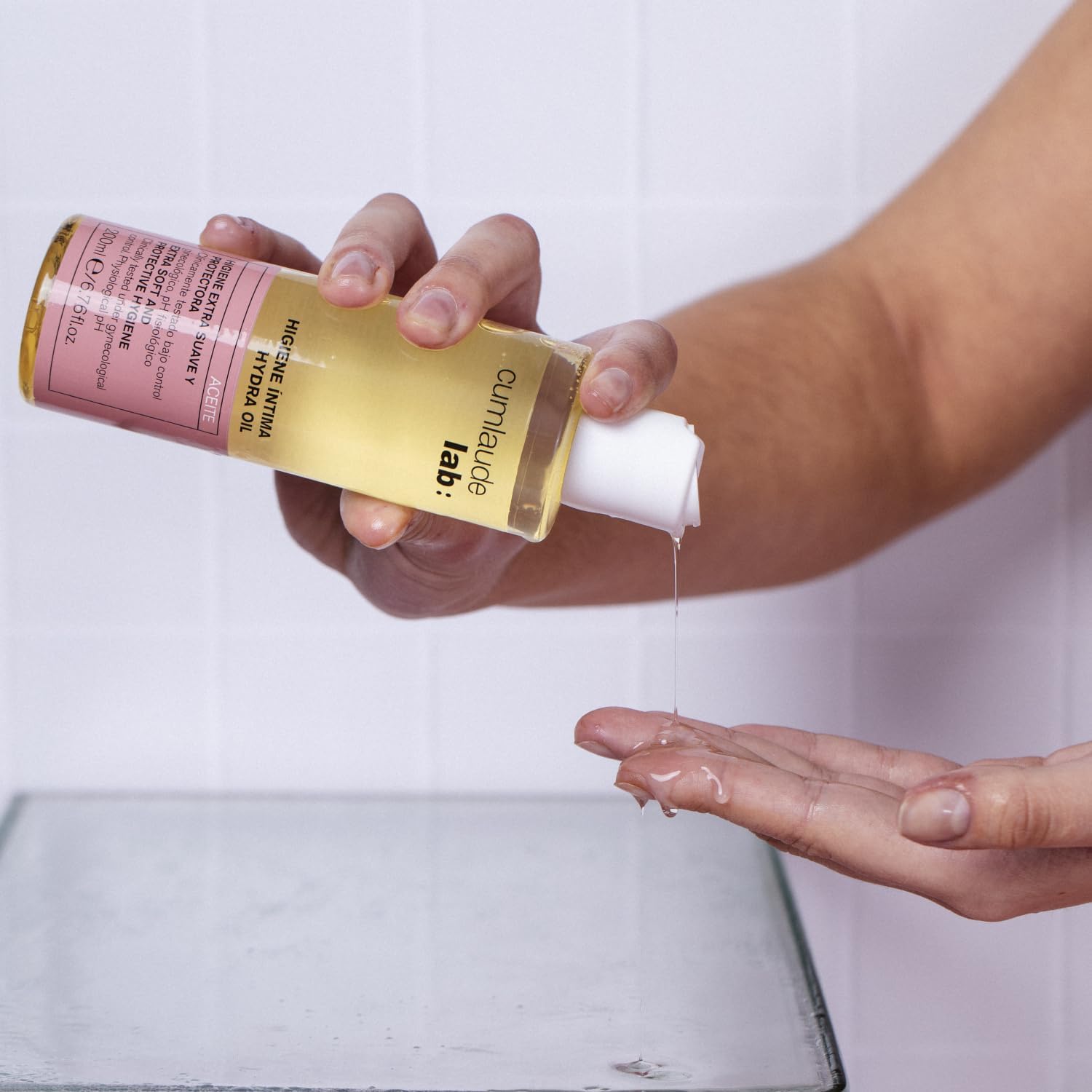 Thumbnail 1 de Cumlaude Lab Hydra Oil 200 ml — aceite limpiador íntimo