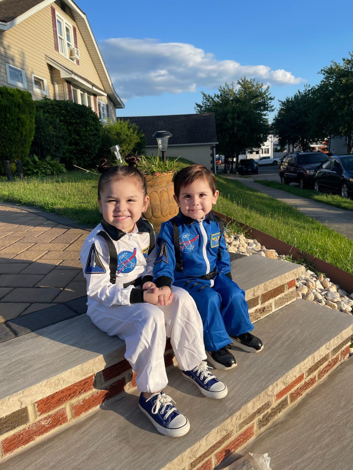 Detalle 2 de Aoiviss Kids Astronaut Costume, Full-Length Jumpsuit with Embroidered Patches