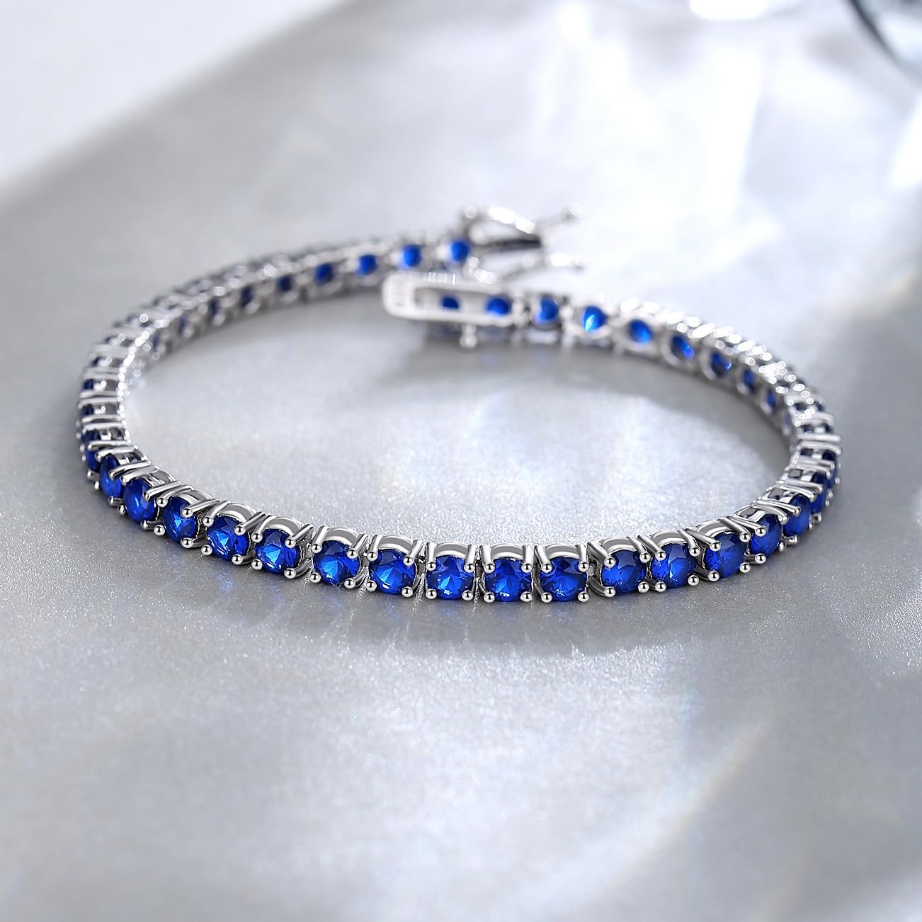 Detalle de FANCIME Tennisarmband aus 925 Sterling Silber – mit Saphir, Rubin, Amethyst oder Smaragd, Breite 4 mm, Länge 19,5 cm