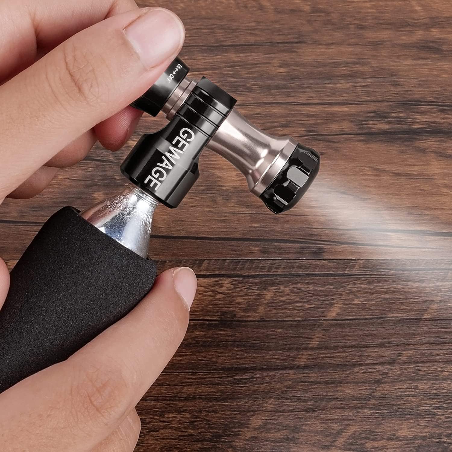 Thumbnail 5 de GEWAGE CO2 Luftpumpe für Fahrradreifen inkl. 4× 16-g CO2-Kapseln (Gewinde) – kompatibel mit Presta & Schrader