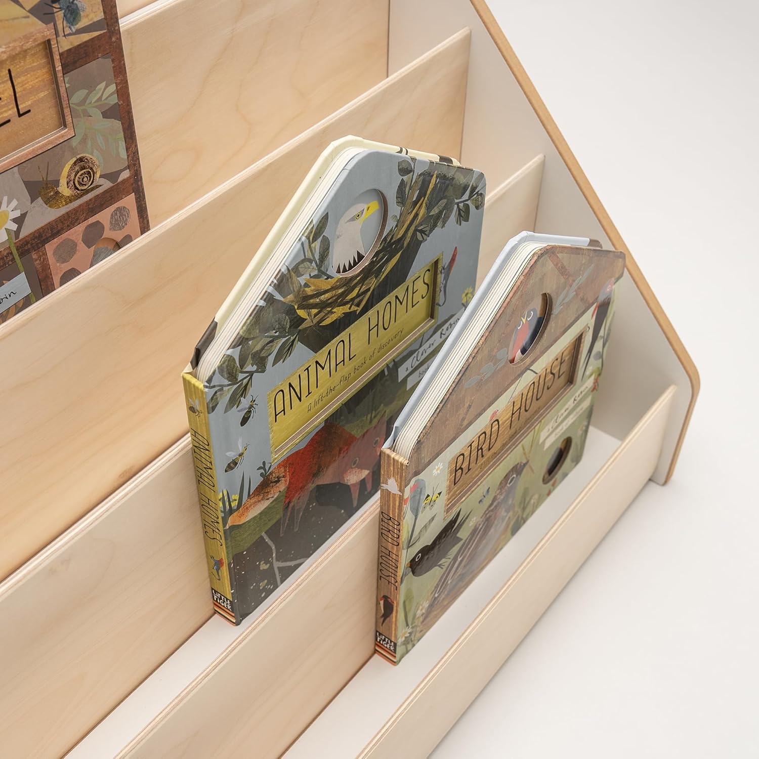 Detalle de MAMOI Bücherregal für Kinder – praktischer Aufbewahrungszauber im Montessori-Design
