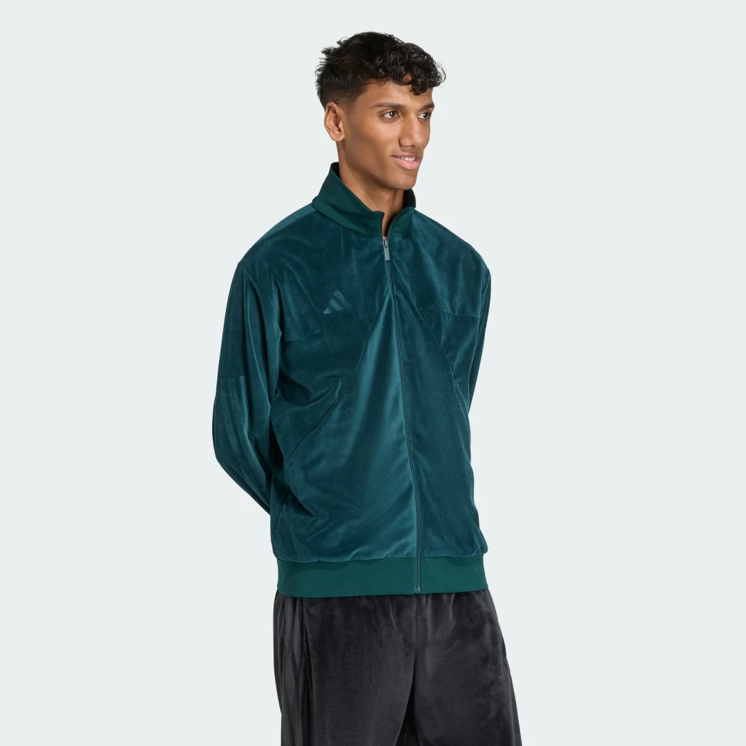 Thumbnail 2 de Chaqueta deportiva aterciopelada Adidas en verde — comodidad y estilo para entrenamiento diario