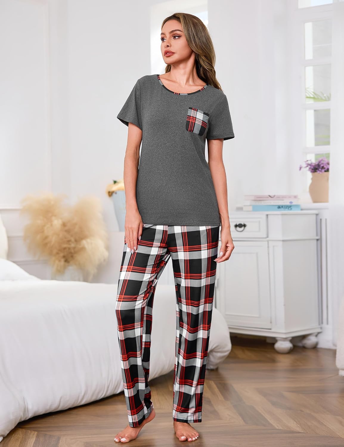 Detalle 2 de Demegimi women’s pyjamas set cotton checked