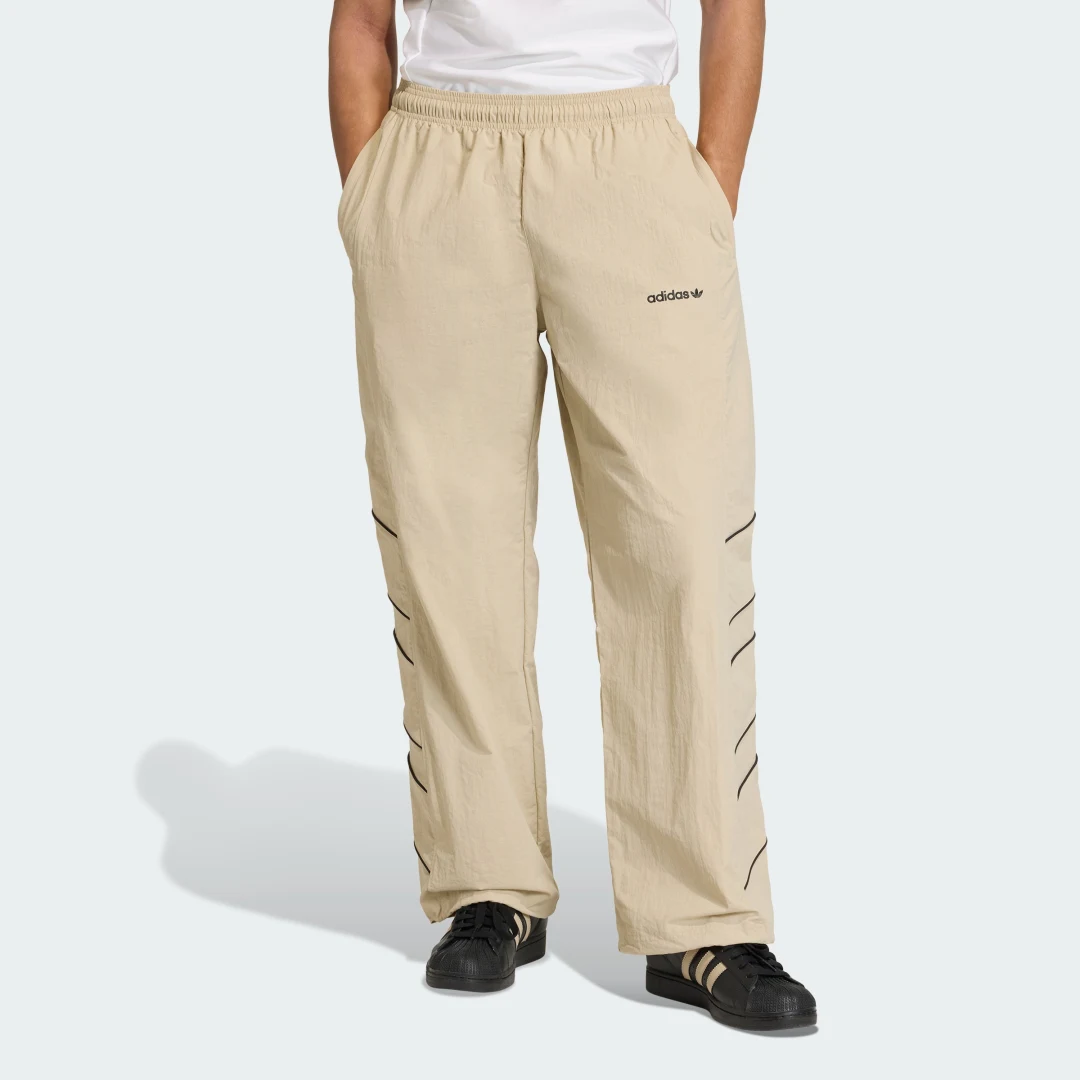 Detalle de Pantalón Adidas Cutline beige