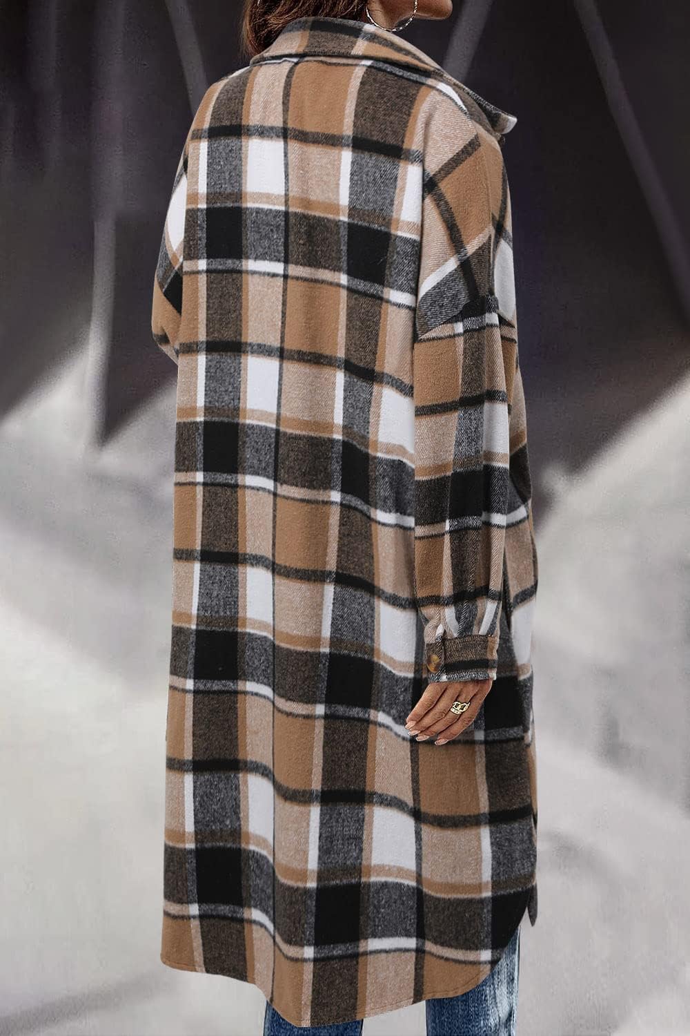 Detalle 2 de onlypuff Women’s Long Plaid Flannel Shacket Jacket with Lapel and Buttons