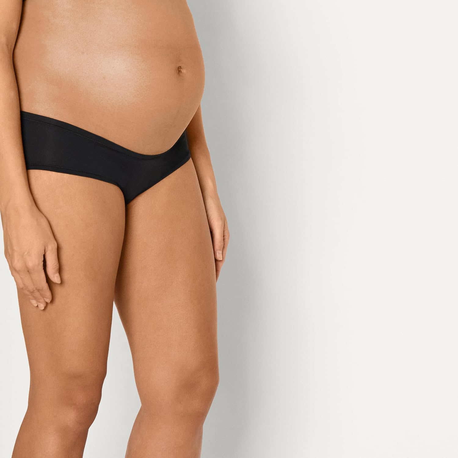 Detalle de Amazon Essentials Womens Peached Microfiber Maternity Under The Bump Briefs