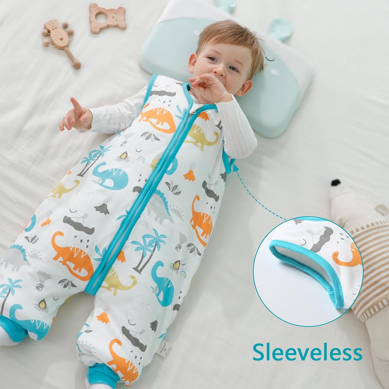 Detalle 2 de Mosebears babyslaapzak met voetjes, 2,5 tog, katoen, groene dinosaurusprint