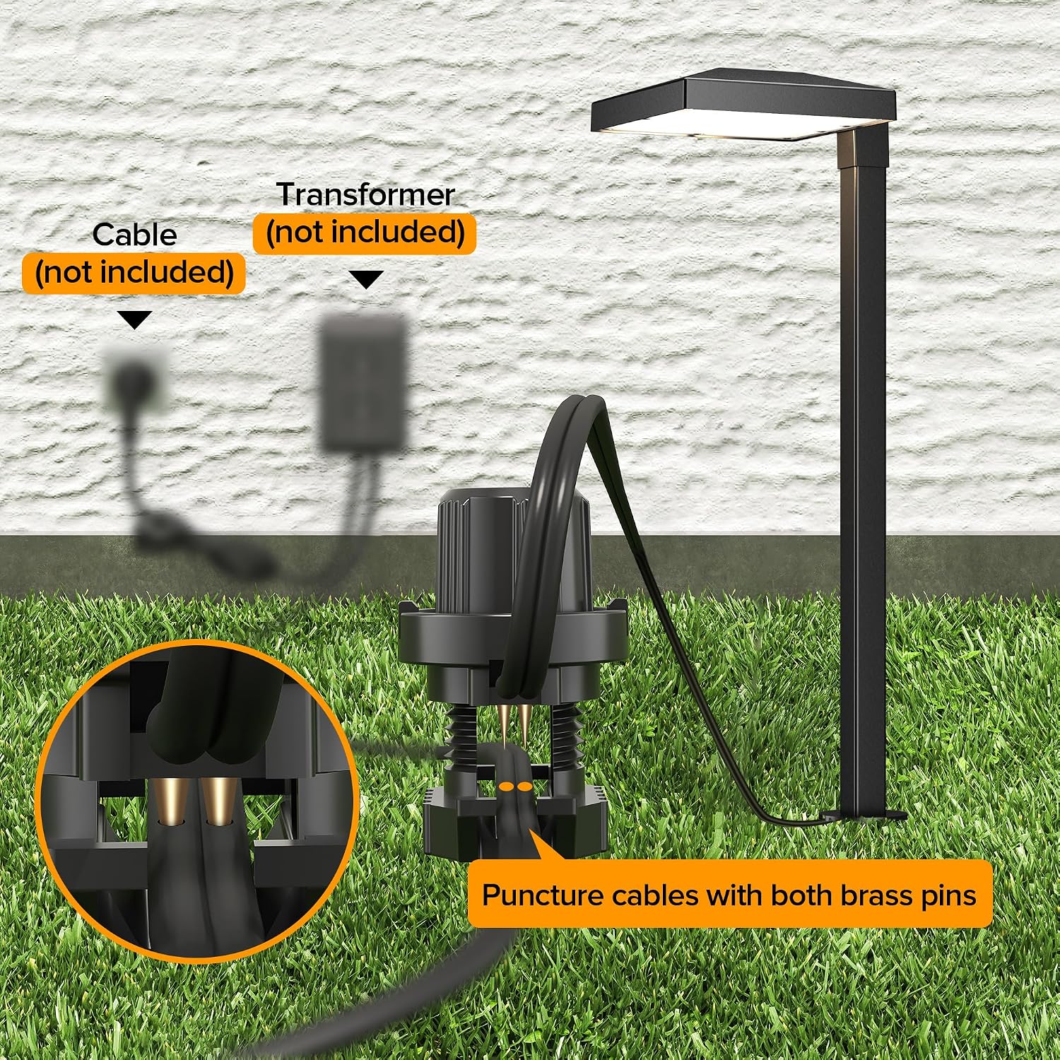 Detalle de LUTEC low-voltage pathway lights 12V