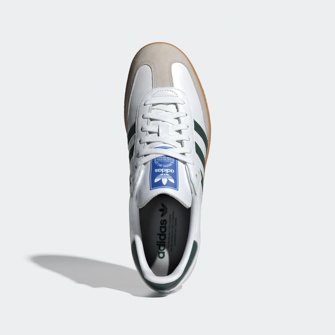 Detalle de Zapatilla Samba OG de Adidas — estilo clásico en color Blanco para uso diario