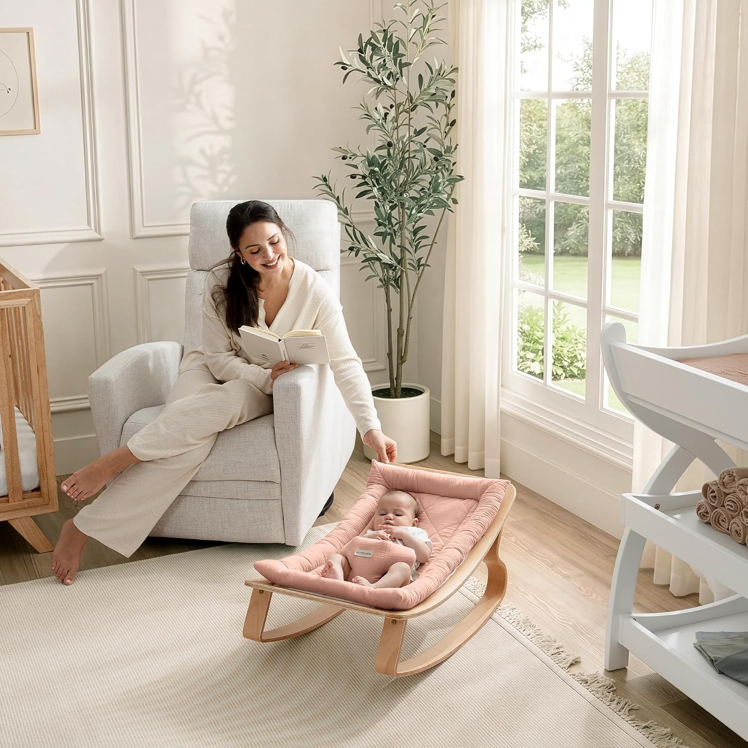Detalle de Comfy Cubs Baby Rocker, Wooden Infant Recliner with Removable Muslin Cushion, Blush