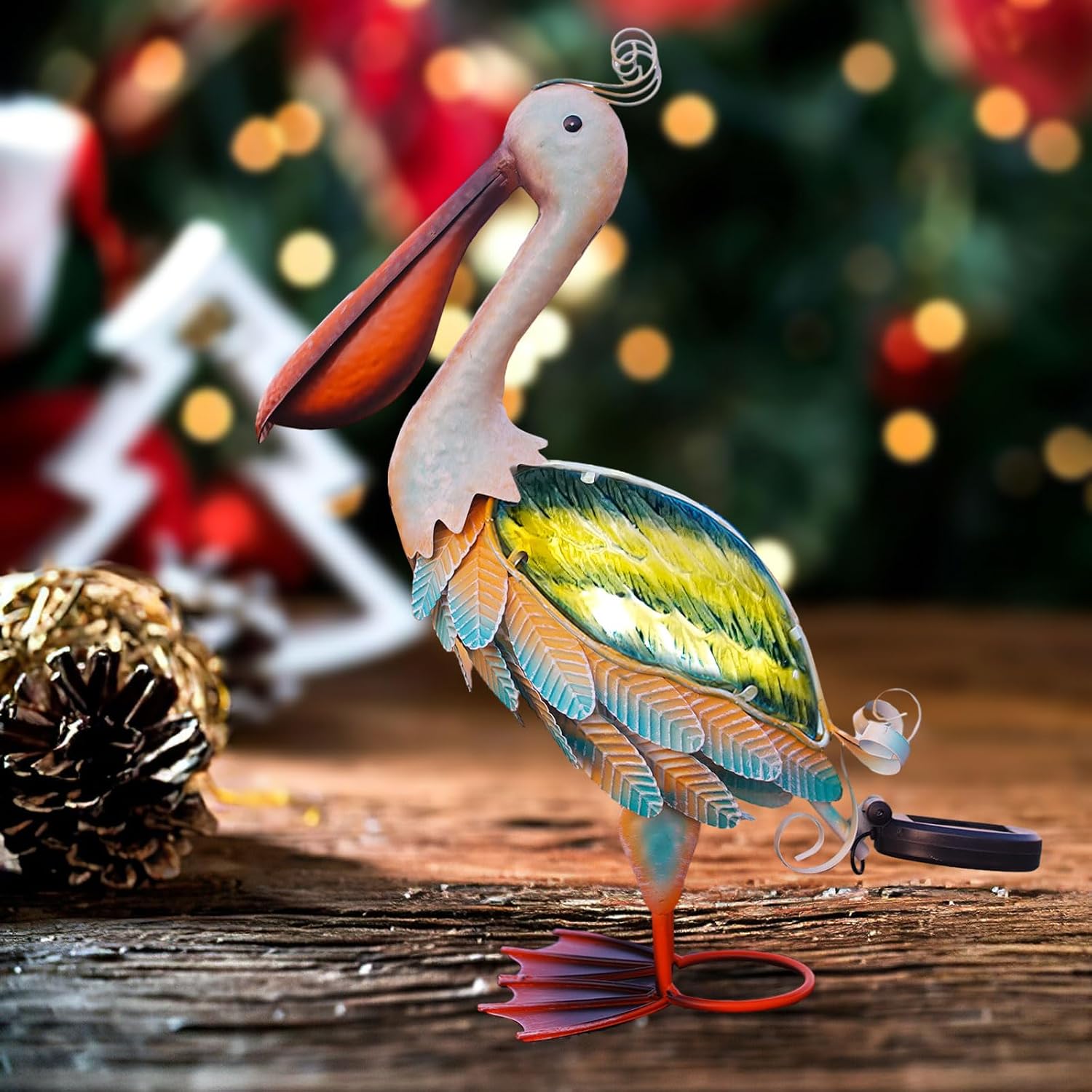 Detalle de HONGLAND 19 Inch Solar Pelican Garden Statue 🦅
