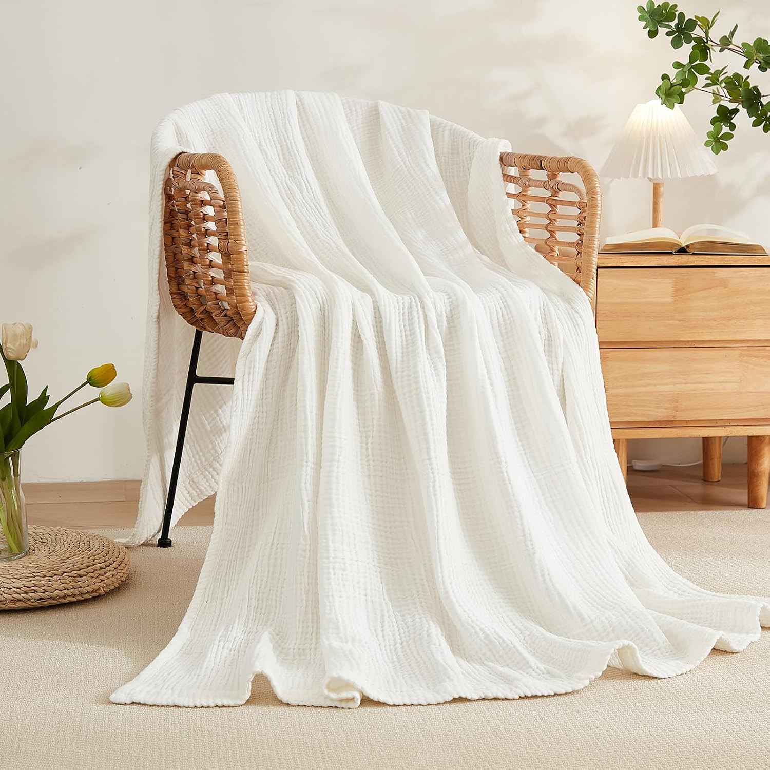 Detalle 2 de EMME Cotton Muslin Queen Blanket Bed Layering Coverlet