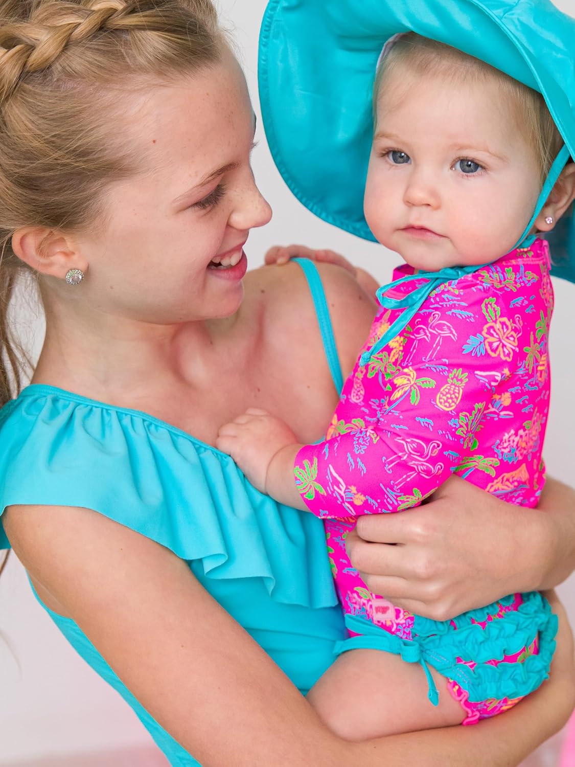 Thumbnail 1 de RuffleButts Baby Girls UPF 50+ Floral Long Sleeve One Piece Rash Guard Swimsuit with Zipper