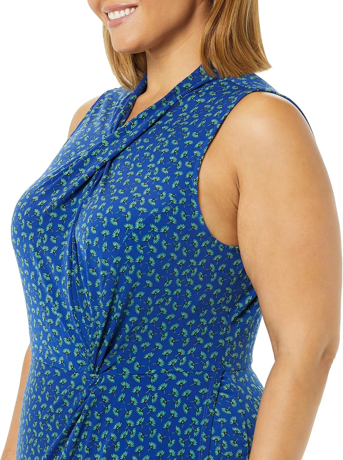Detalle 1 de Faux wrap dress keyword crossover twist neck