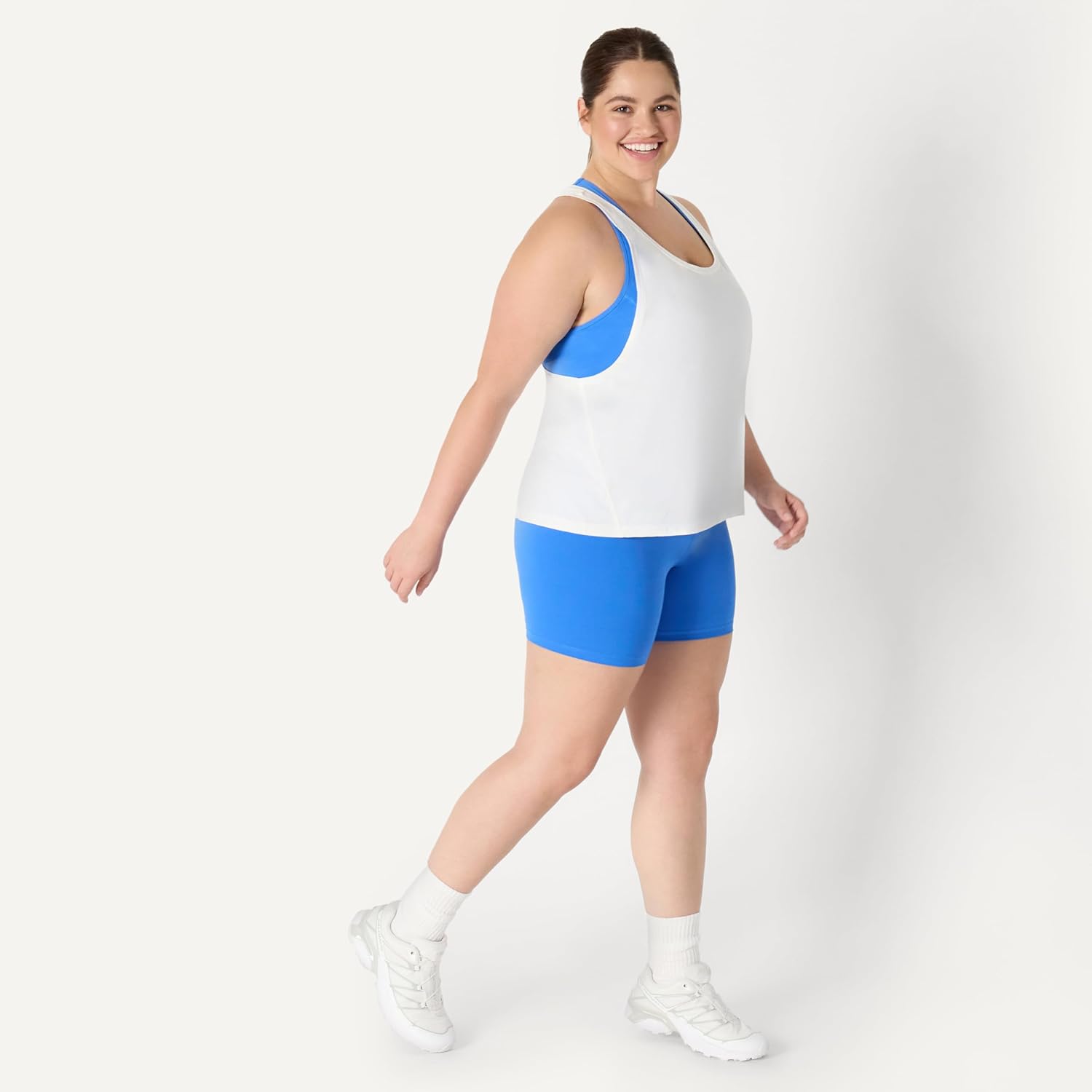Thumbnail 6 de Amazon Essentials Damen Active Soft Cotton Yoga-Workout-Tanktop Relaxed Fit (weiter Armausschnitt, Racerback)