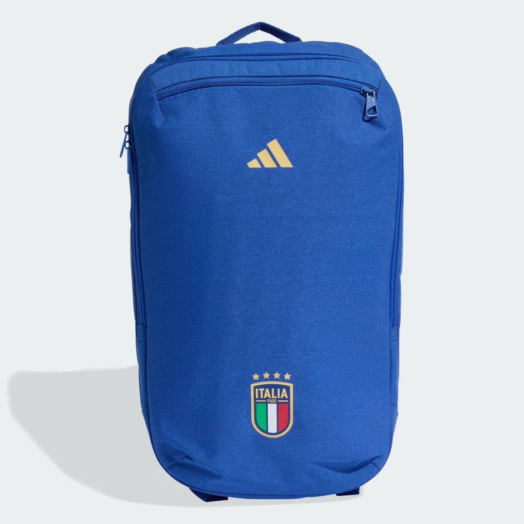 Detalle de Mochila de fútbol Italia de Adidas — azul, práctica y con estética deportiva