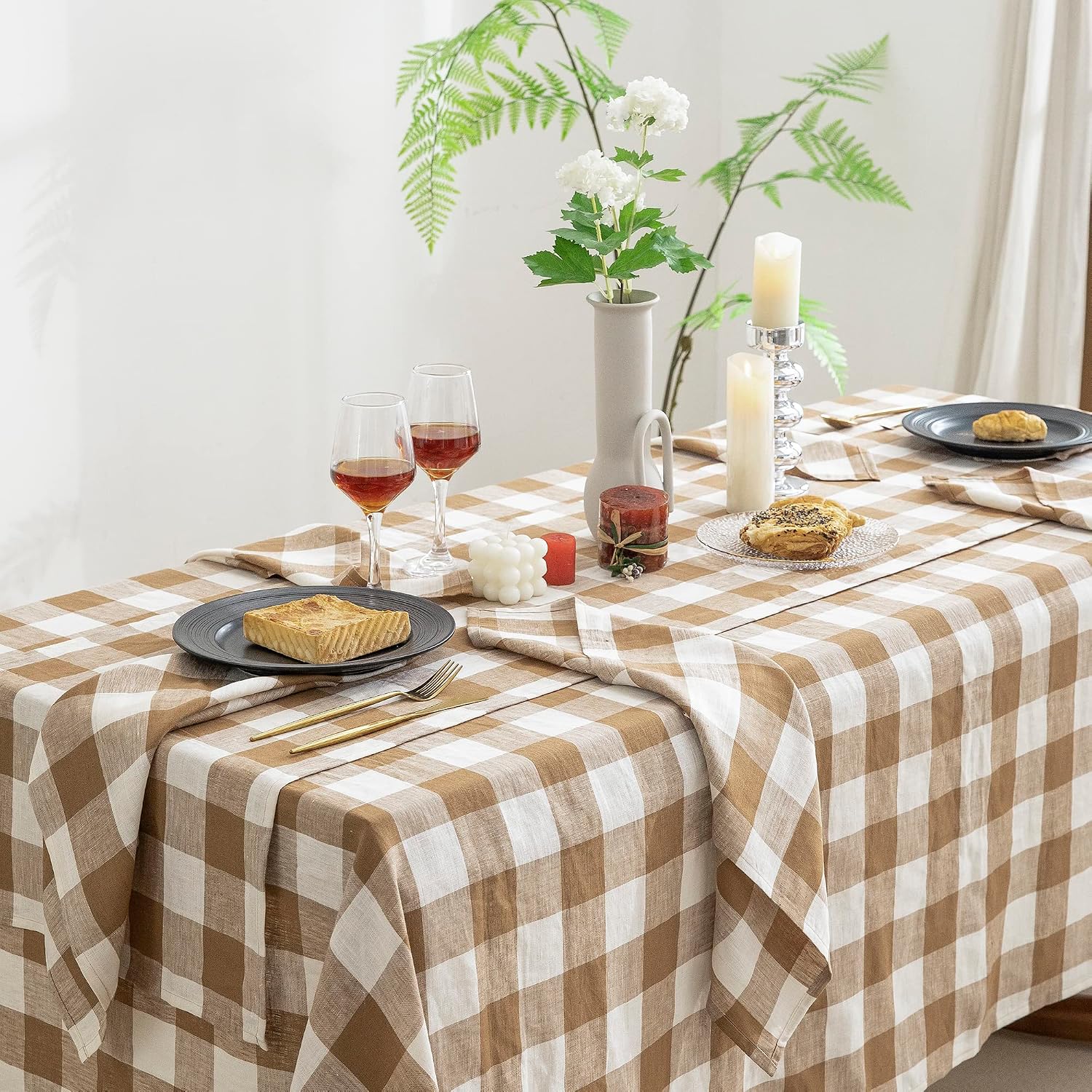 Detalle 2 de EVERLY Linen Tablecloth 60x108 in ๐ฝ