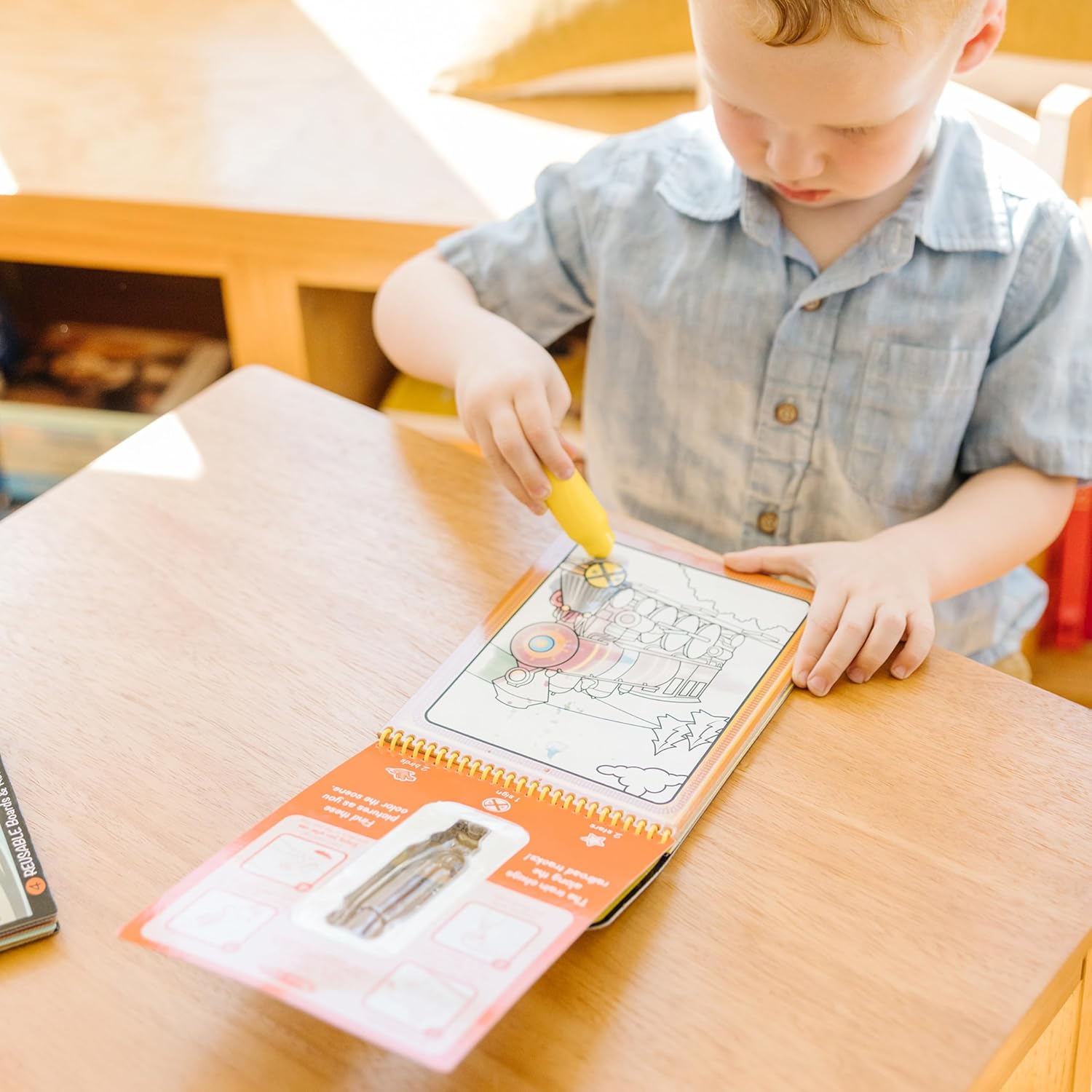 Thumbnail 6 de Melissa & Doug Water Wow! Libro Magico da Colorare con Pennello ad Acqua – Veicoli