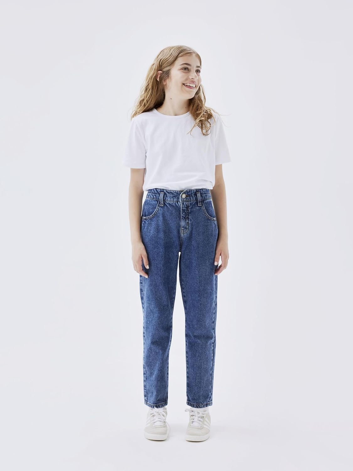 Detalle 2 de Jungen Jogger aus Bio-Baumwolle Name IT Nkmsweat Pant Bru Noos mit verstellbarem Taillenbund