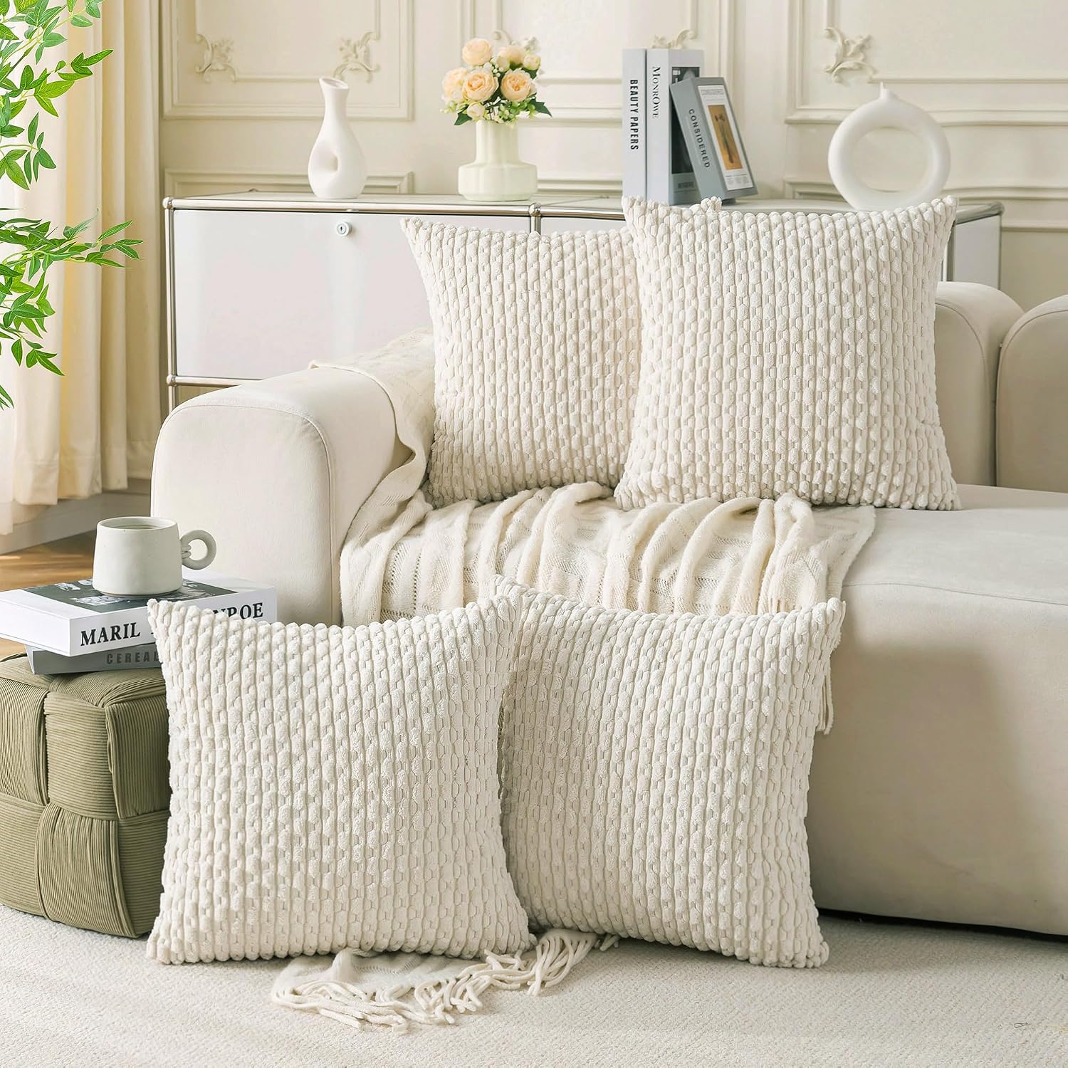 Detalle de Cozoomy Cream White Corduroy Pillow Covers 20x20 Set of 4 🛋