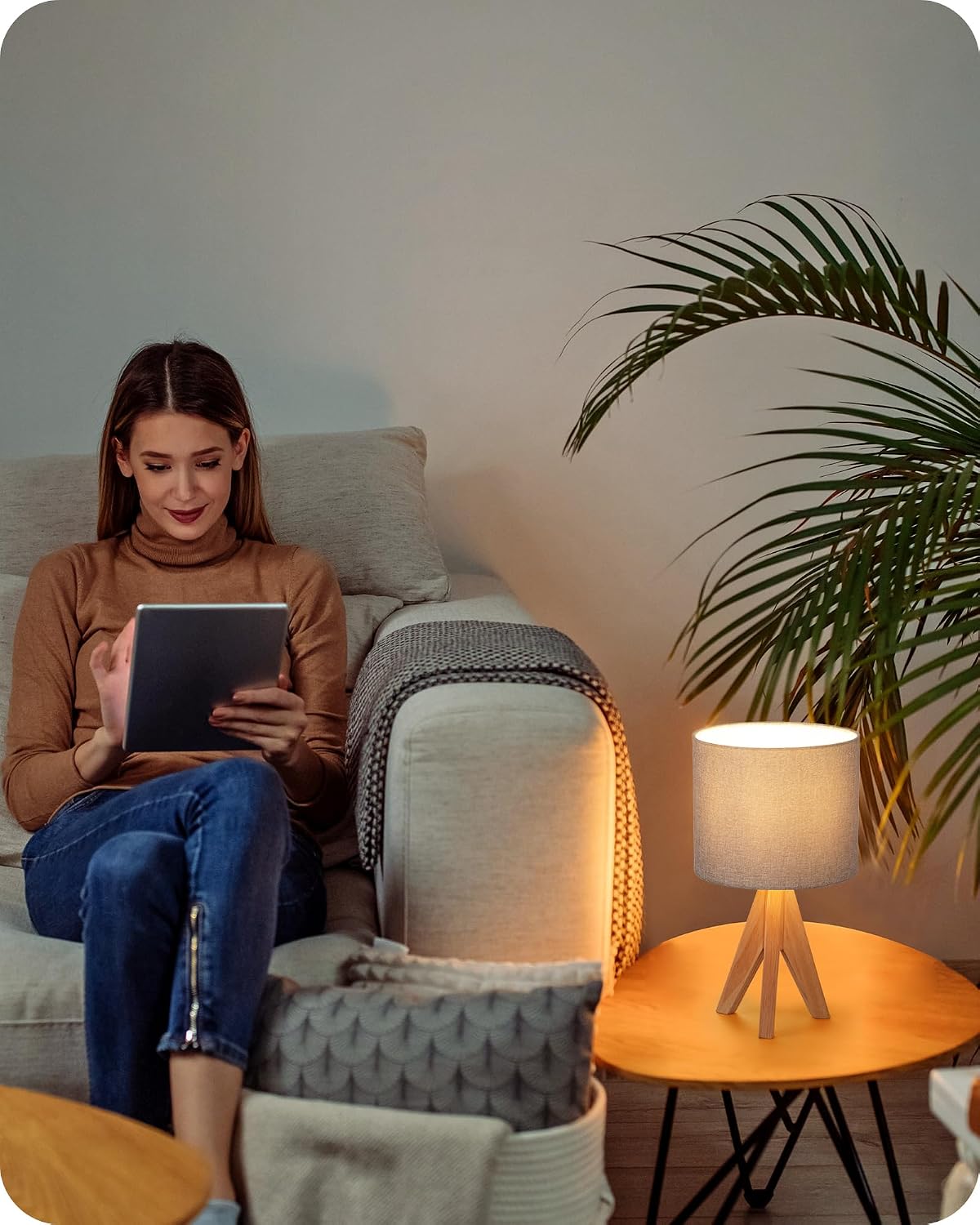 Detalle 2 de EDISHINE 36cm Wood Bedside Table Lamp