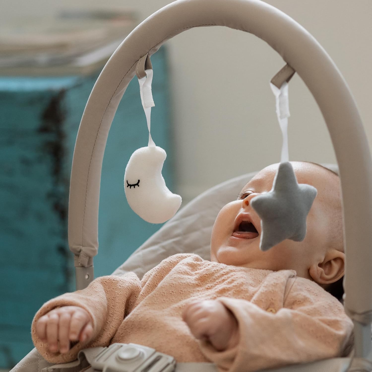 Thumbnail 1 de Nuby Musical Moves Transat bébé – 2 positions inclinables, musique et vibration