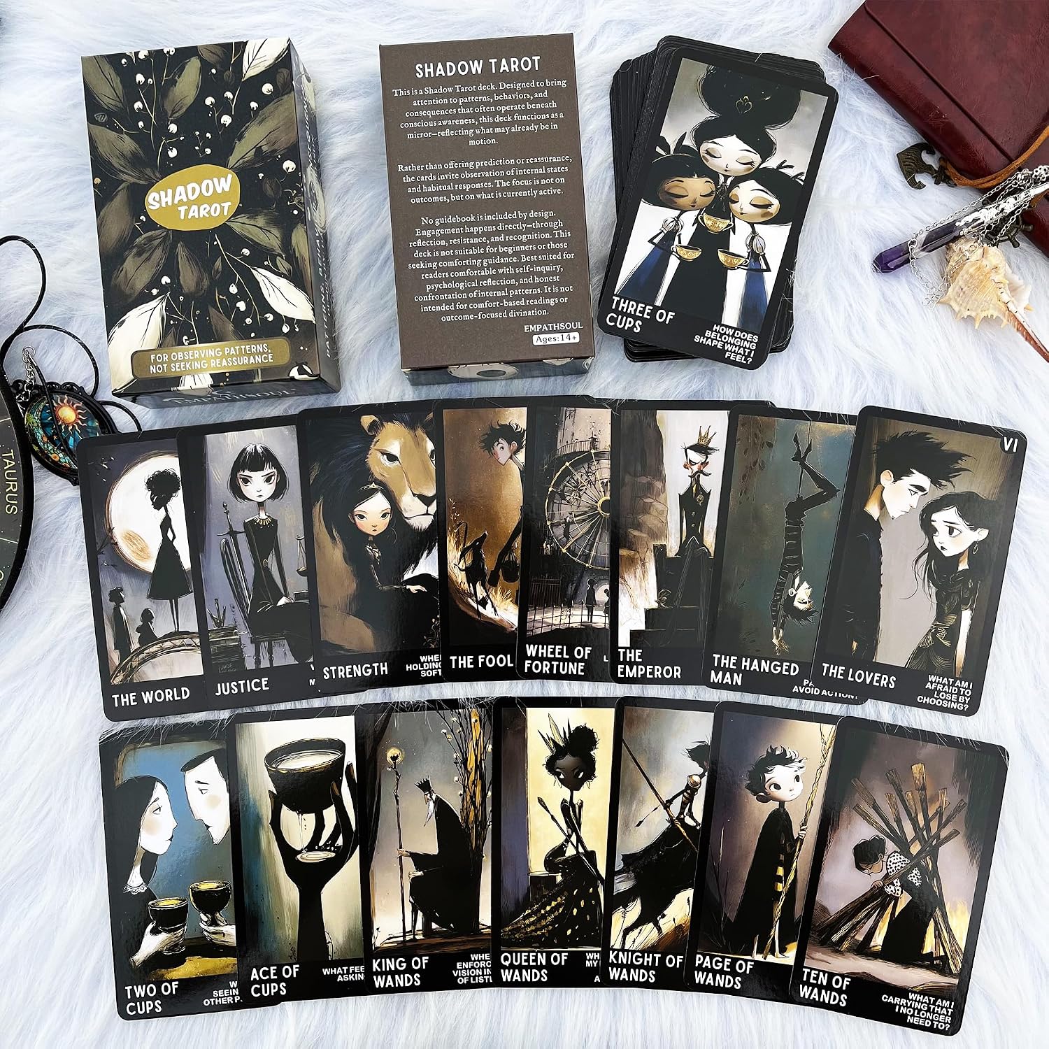 Detalle de Shadow Tarot Deck 78 Cards