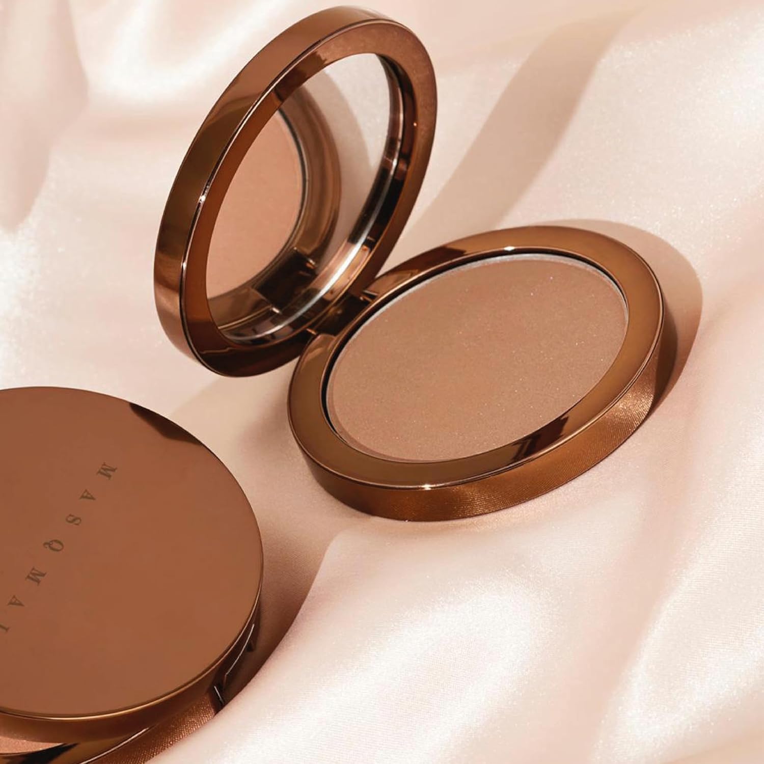 Detalle 2 de MASQMAI Terra Bronzer Medium Deep 💄