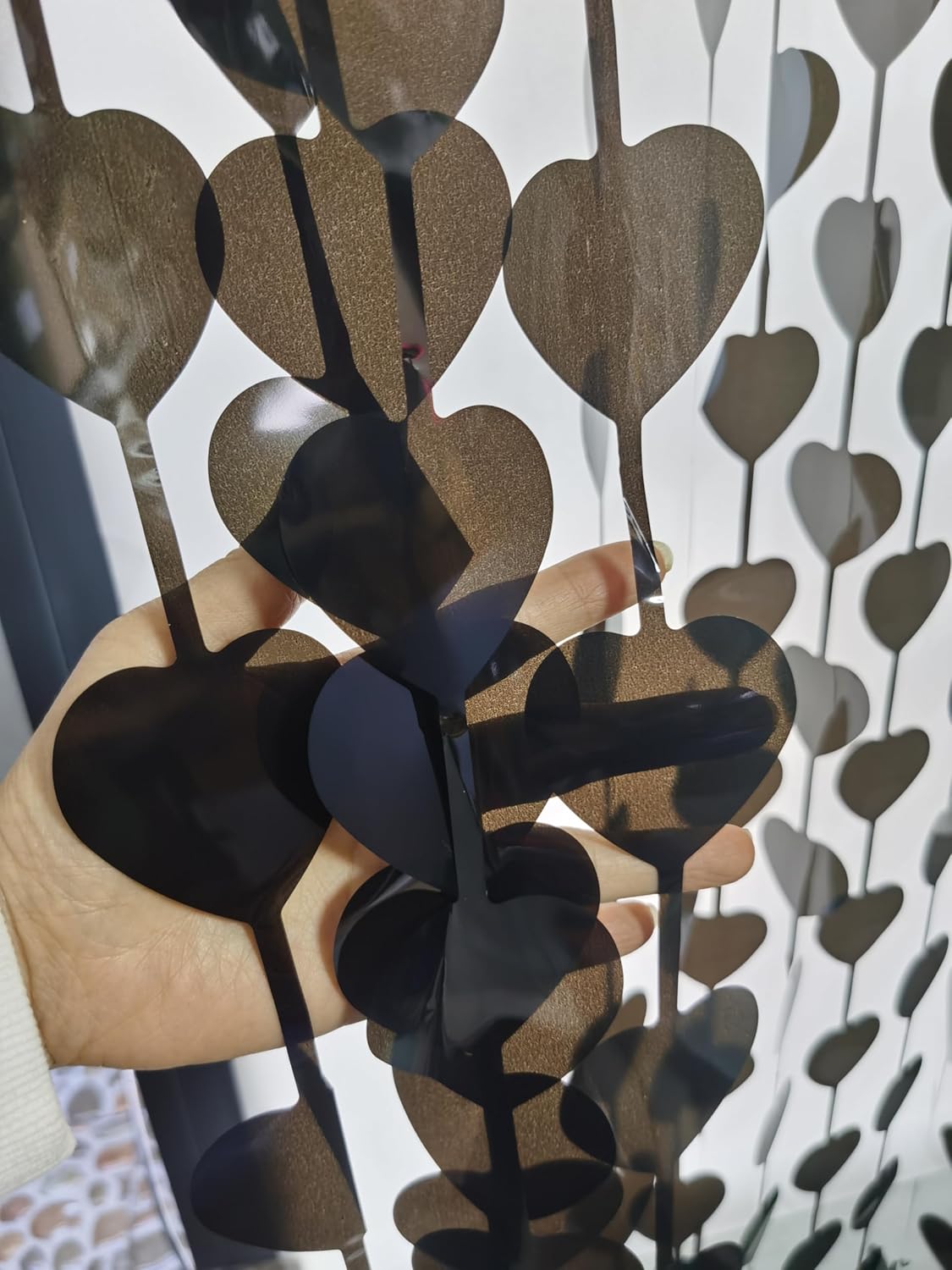 Thumbnail 1 de CYBERNOVA 2 Pack Fringe Curtain Backdrop (heart-shaped metallic tinsel foil), 3.28ft x 6.6ft, black