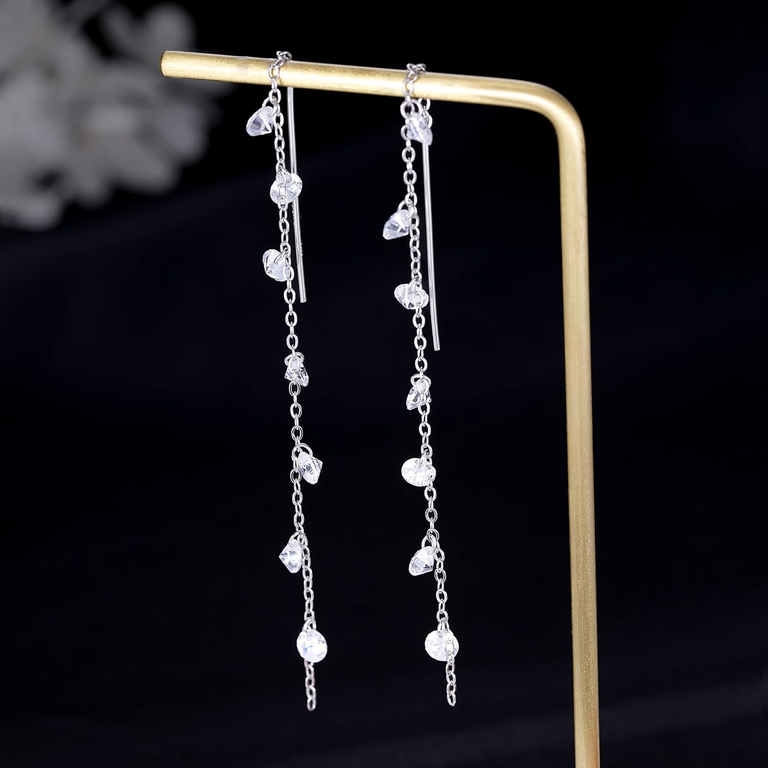 Detalle 2 de SLUYNZ pendientes 925 gota CZ