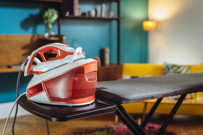 Thumbnail 9 de Tefal Express Power SV8110 Dampfbügelstation mit großem Wassertank