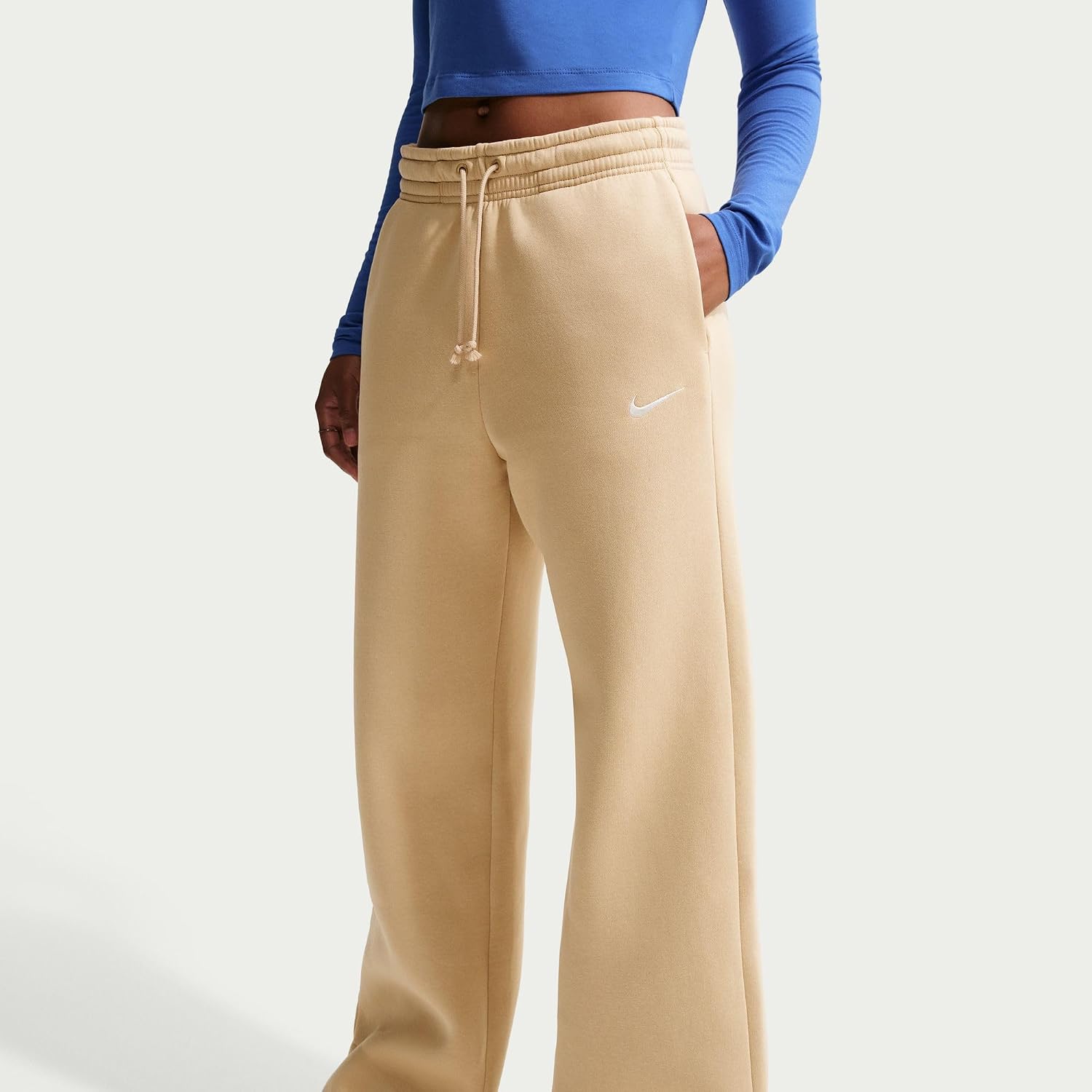 Detalle 2 de Nike Phnx Flc Hr Pant Wide 2 IH1011-010 – damskie spodnie dresowe z wysokim stanem