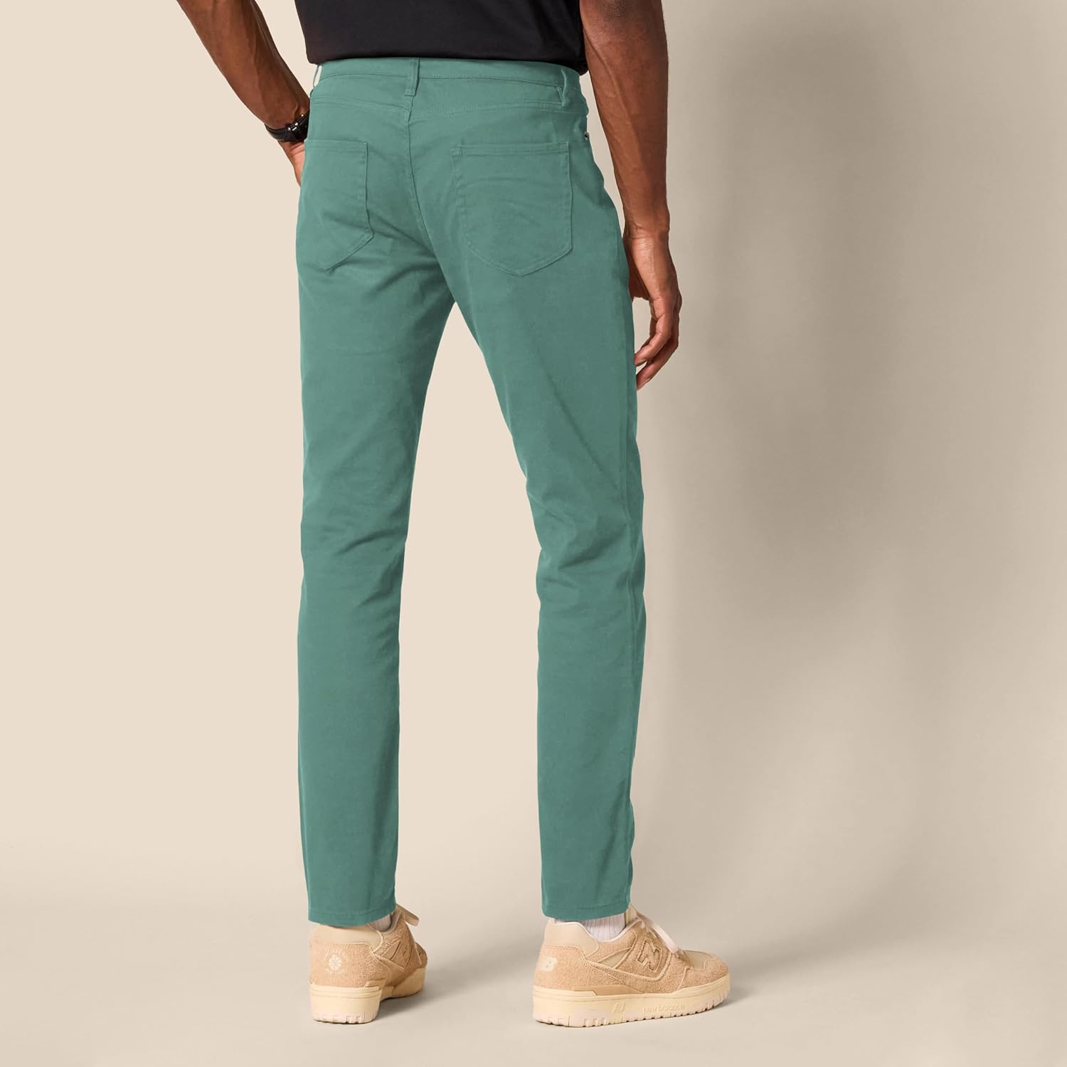 Thumbnail 1 de Amazon Essentials Men’s Slim-Fit 5-Pocket Stretch Twill Trousers
