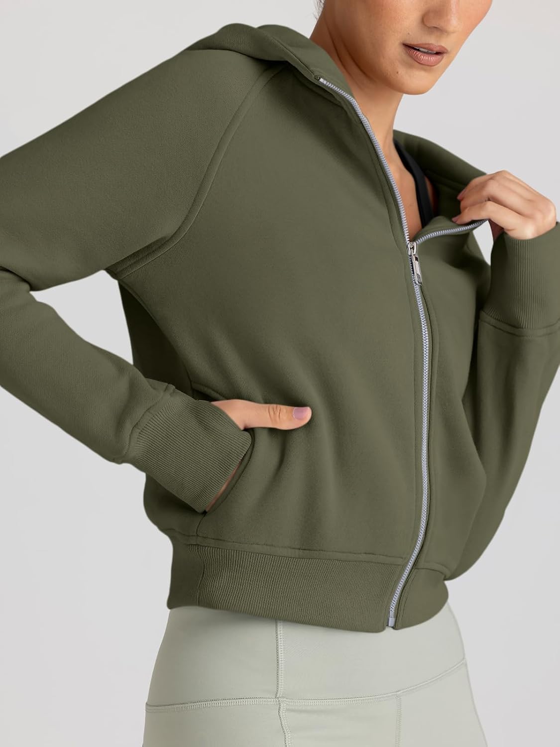 Detalle de Trendy Queen Cropped Zip-Up Hoodie, Polyester-Cotton Blend