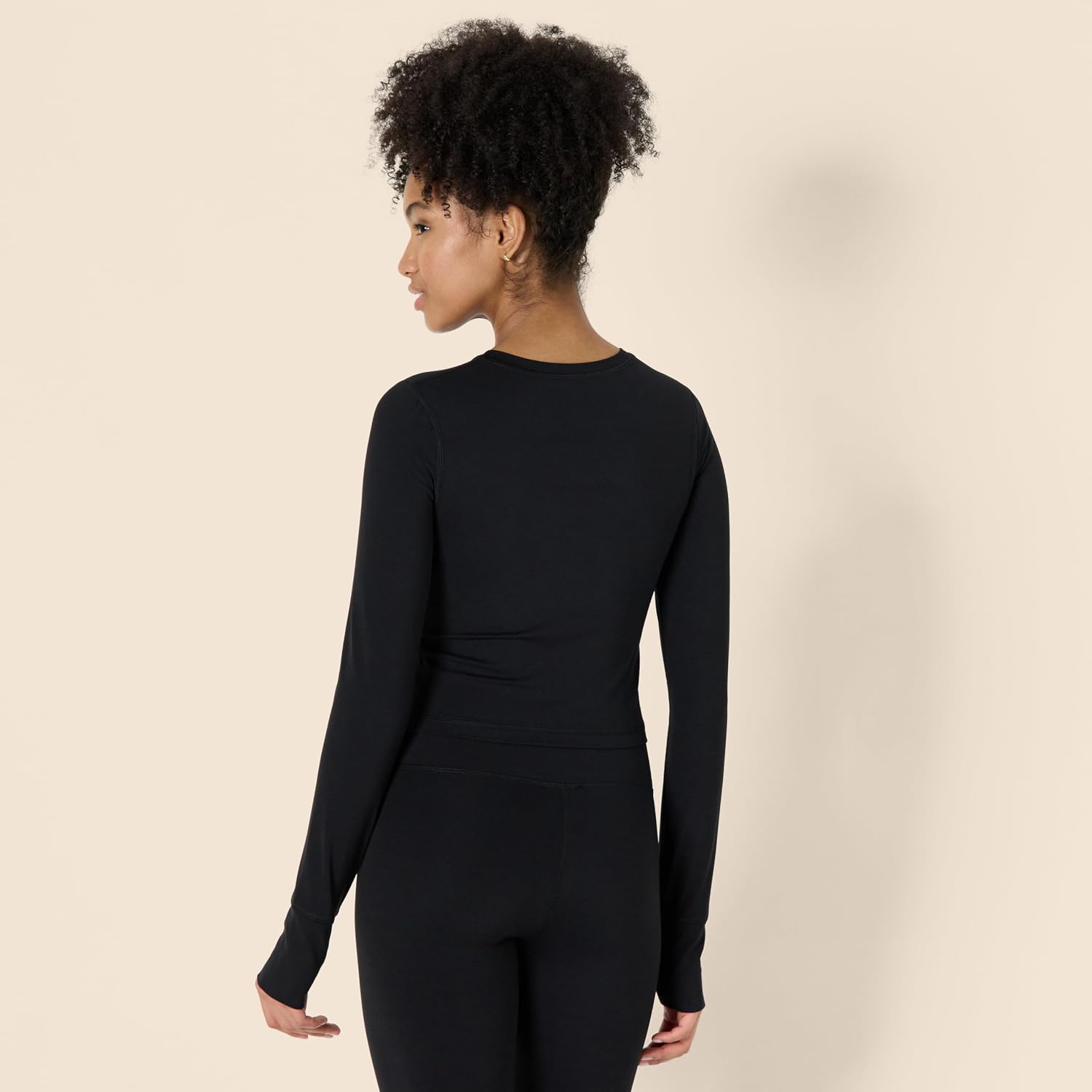 Detalle de Amazon Essentials FormFlex Crop Top 44.5 cm