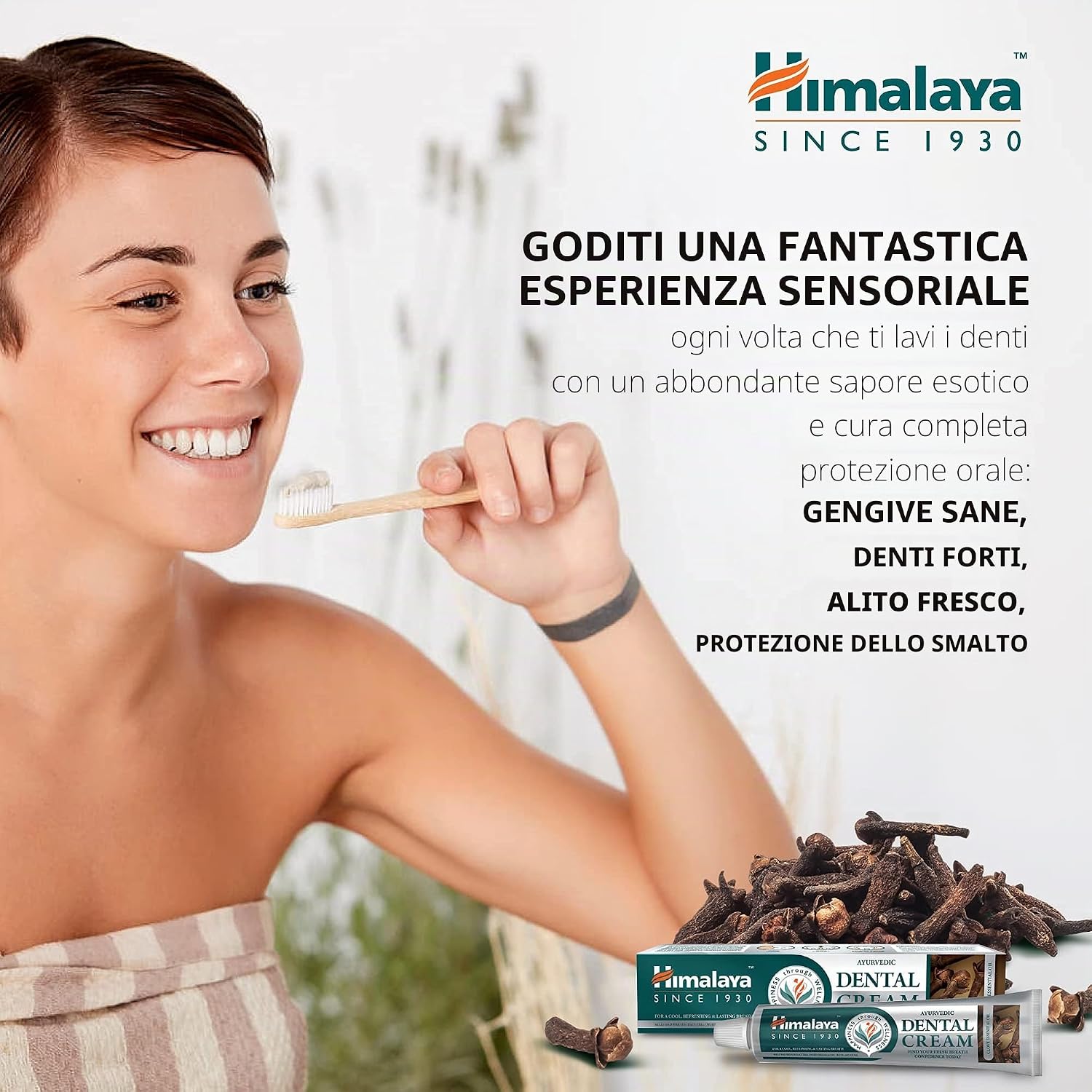 Detalle de Himalaya Ayurvedic Toothpaste con Clove Oil: freschezza naturale per denti e gengive, 100 g