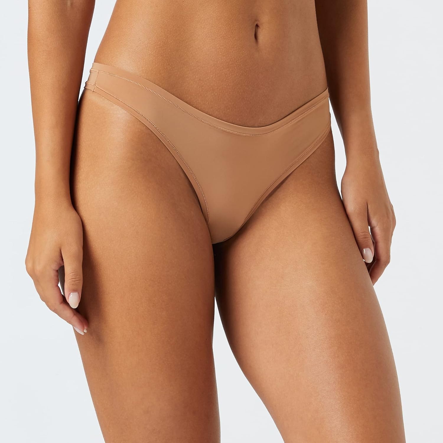 Detalle 2 de Amazon Essentials Women's Microfiber Underwear (Hipster & Thong, Pack of 6) – Plus Size Options