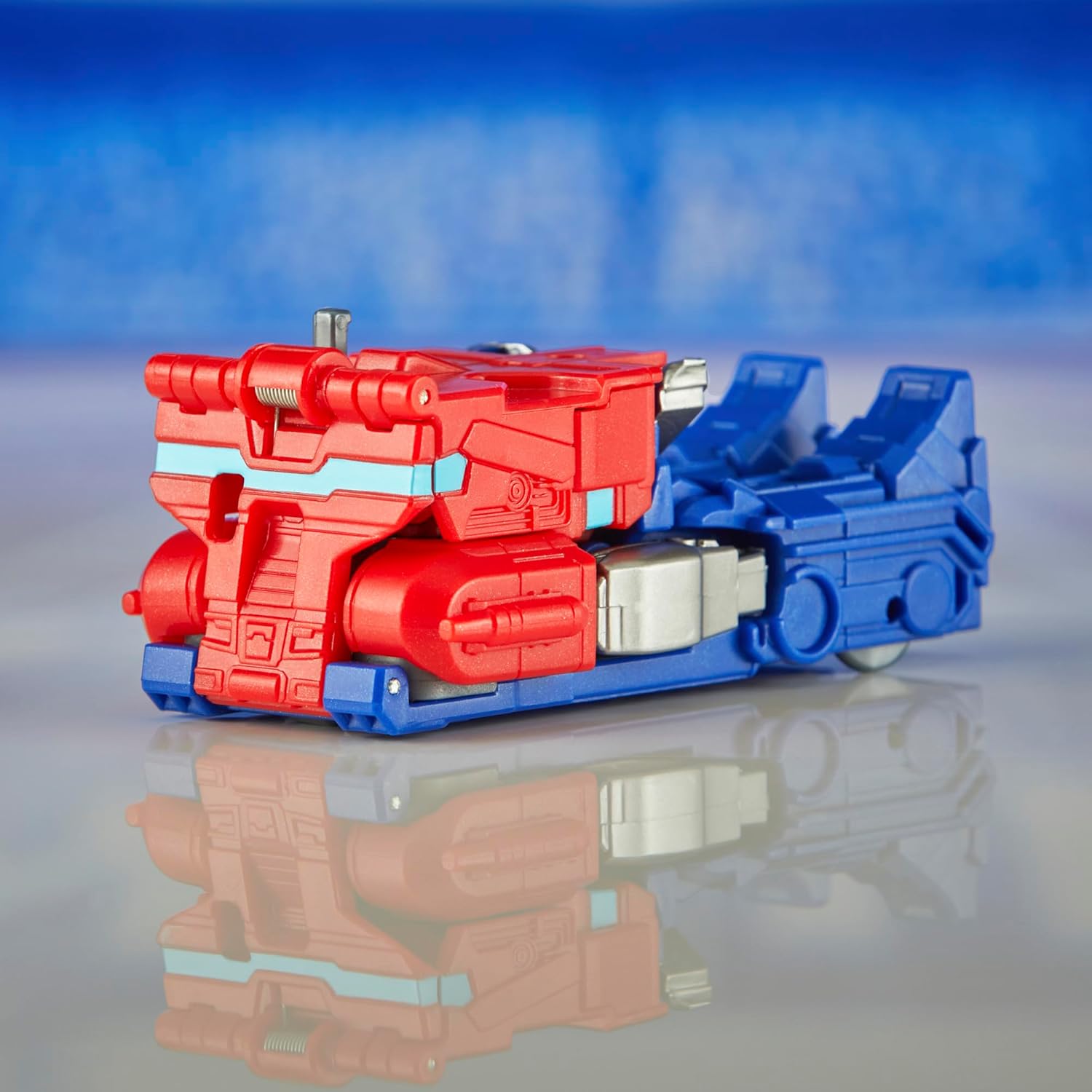 Thumbnail 4 de Transformers: One - Figura de acción Optimus Prime