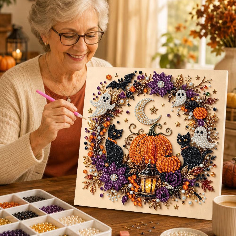 Detalle de Black Cat Pearl Diamond Art Kit, 10x10 in